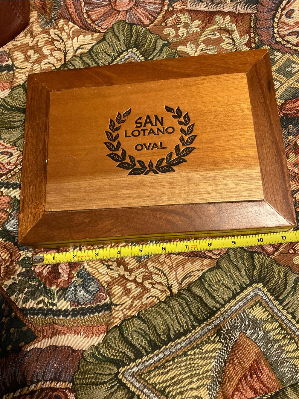 San Lotano Oval Wooden Cigar Box - Natural Brown